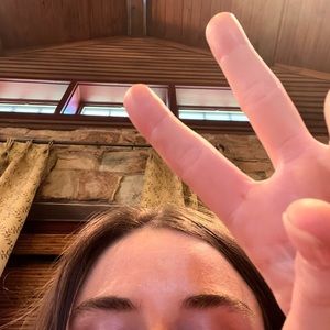 Meet your Posher, Nina